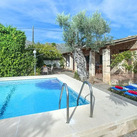 Owl Guillermo - Rustic Villa *